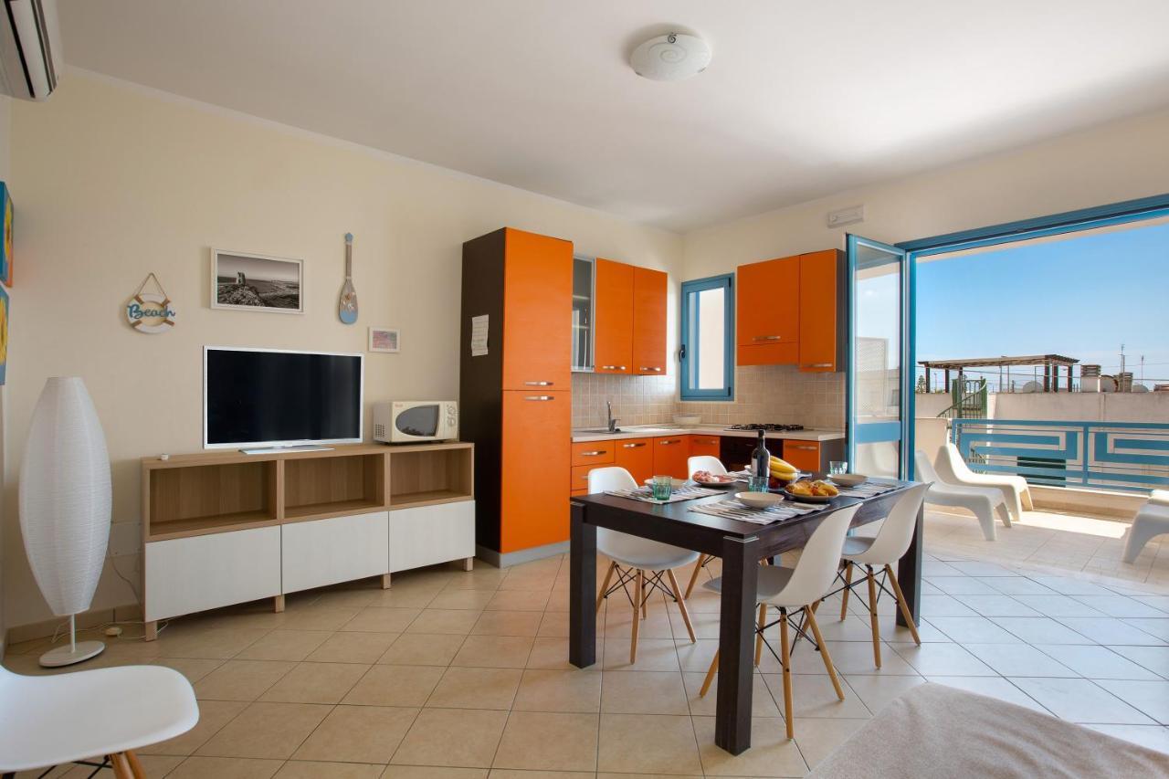L'Attico Di Appartement Lido Marini Buitenkant foto