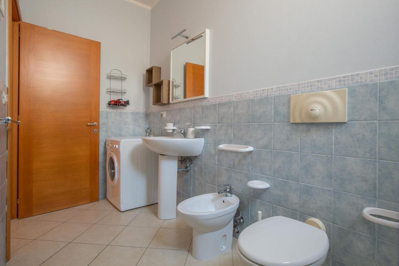 L'Attico Di Appartement Lido Marini Buitenkant foto